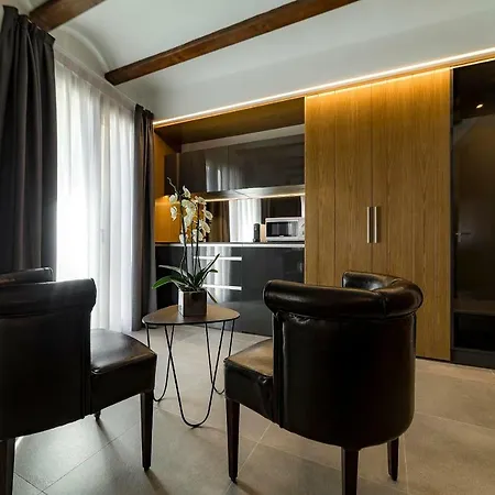 アパート Vinatea *